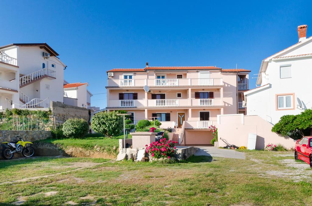 Apartments Dragan Lopar Exterior photo